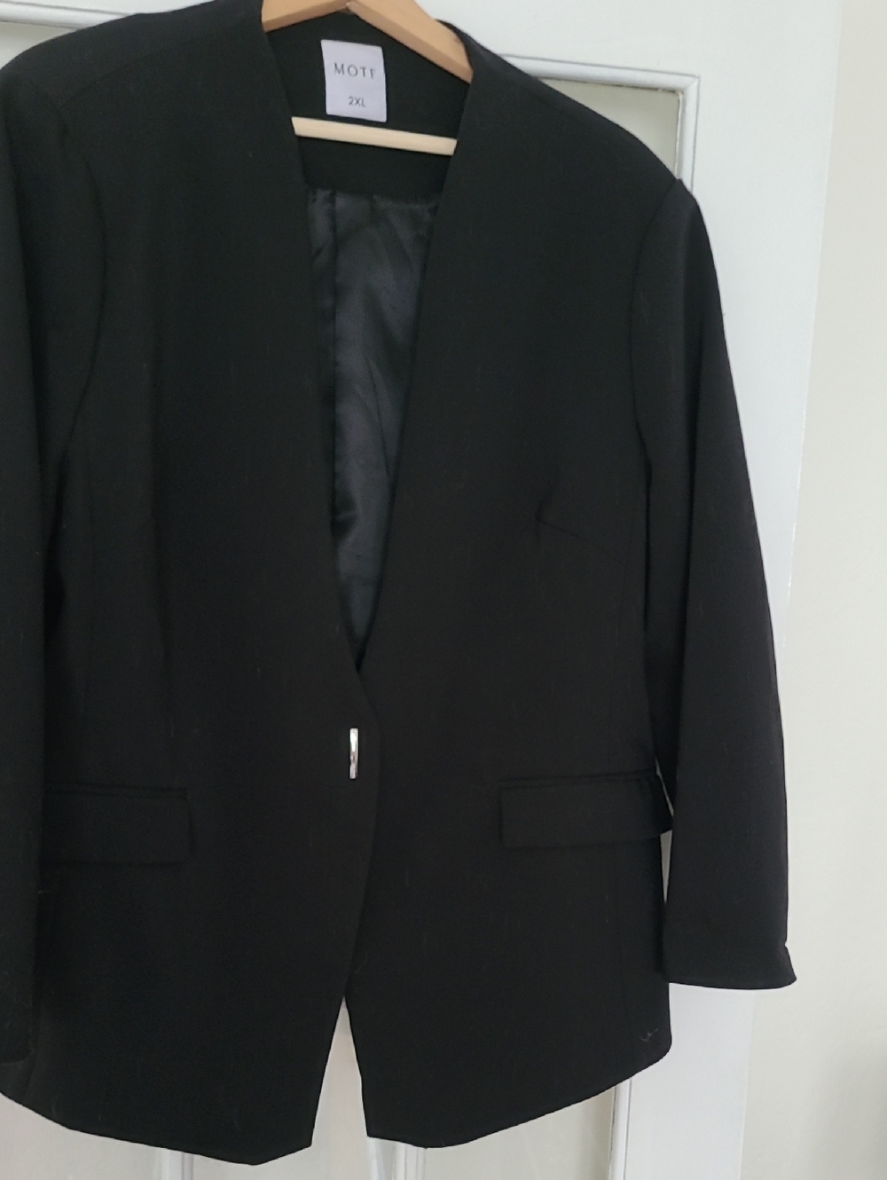 MOTF Black Blazer